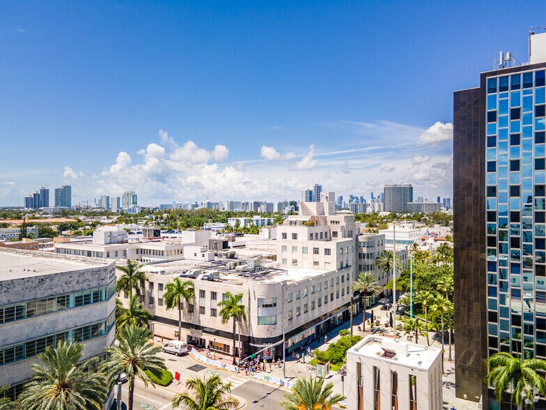 More Photos Of 420 Lincoln Rd, Miami Beach Loft Creative Space For Lease