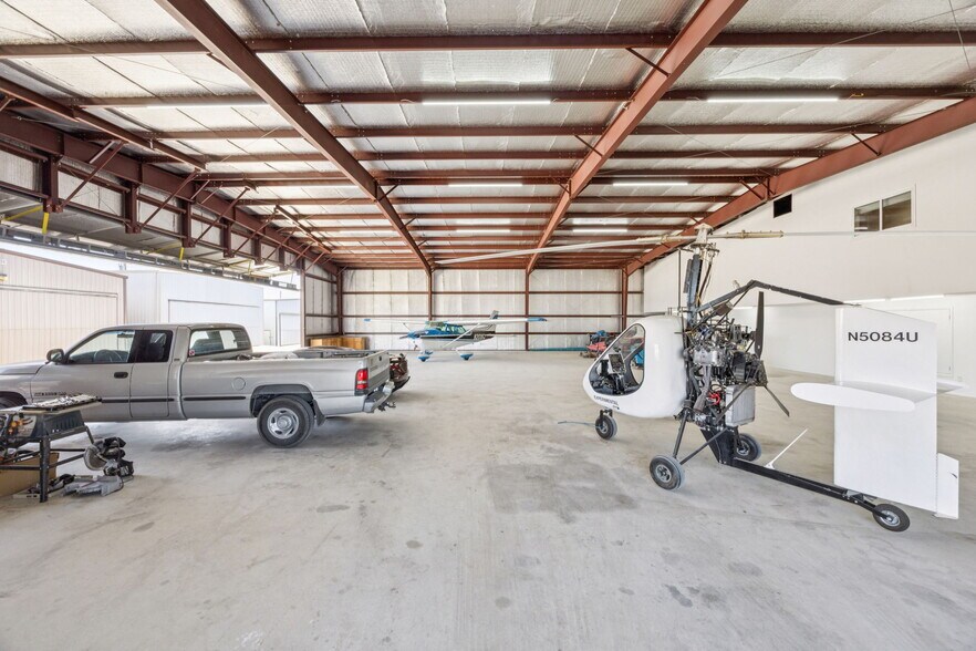 More Photos Of 930 Aviator Dr, Fort Worth Specialty For Sale