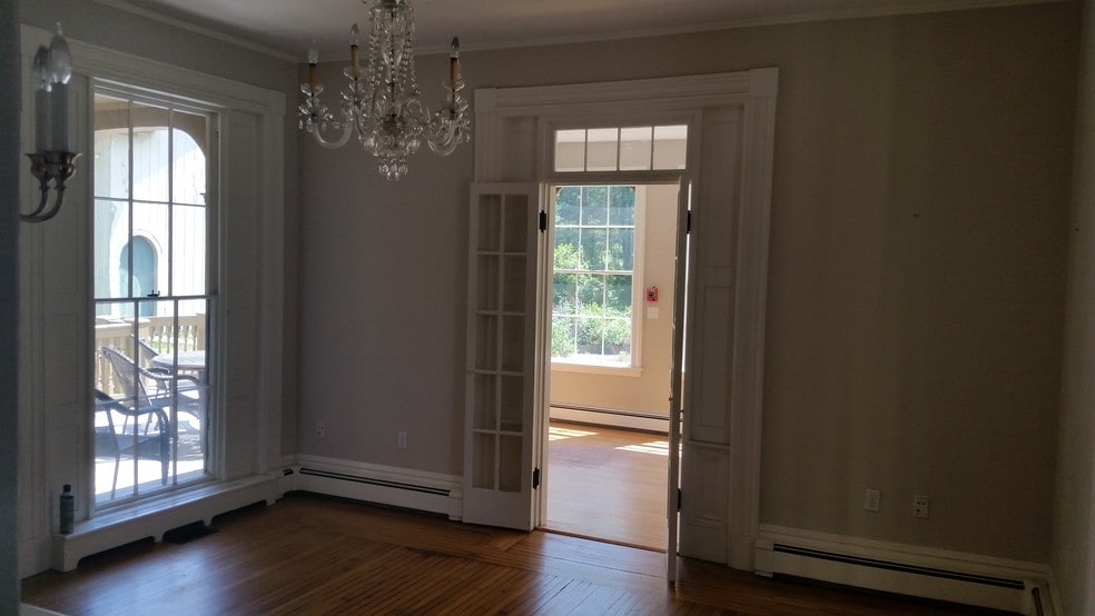 More Photos Of 18 N Main St, Sherborn Office For Lease