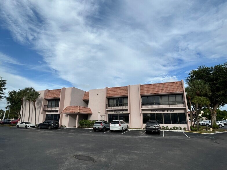 More Photos Of 1860 Forest Hill Blvd, West Palm Beach Unknown For Lease