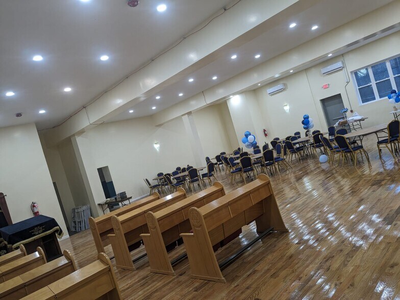 More Photos Of 2261-2269 Bragg St, Brooklyn Schools For Sale