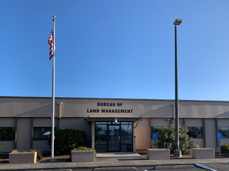 More Photos Of 4610 3rd St, Tillamook Light Distribution For Lease