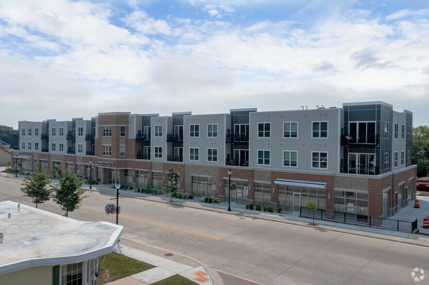 More Photos Of N63-W23675 Main St, Sussex Apartments For Lease