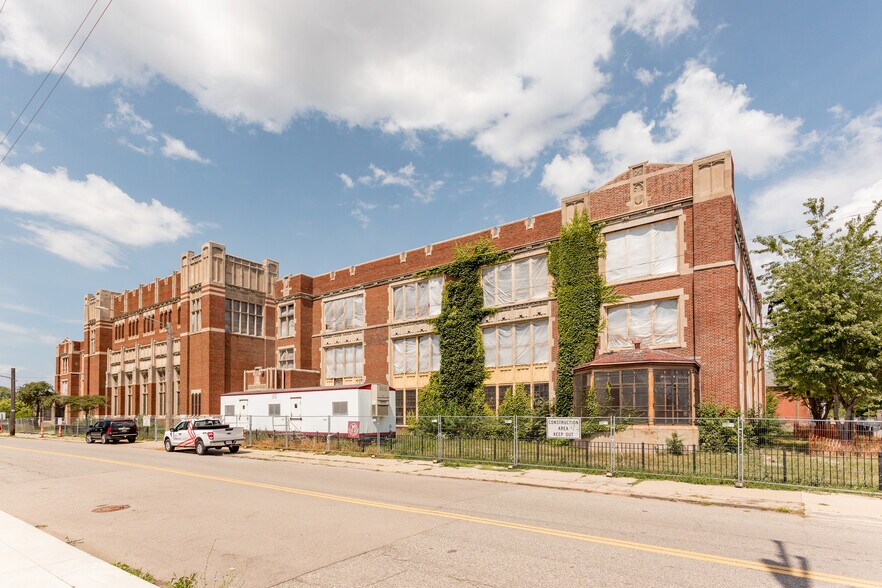More Photos Of 950 Selden St, Detroit Schools For Lease