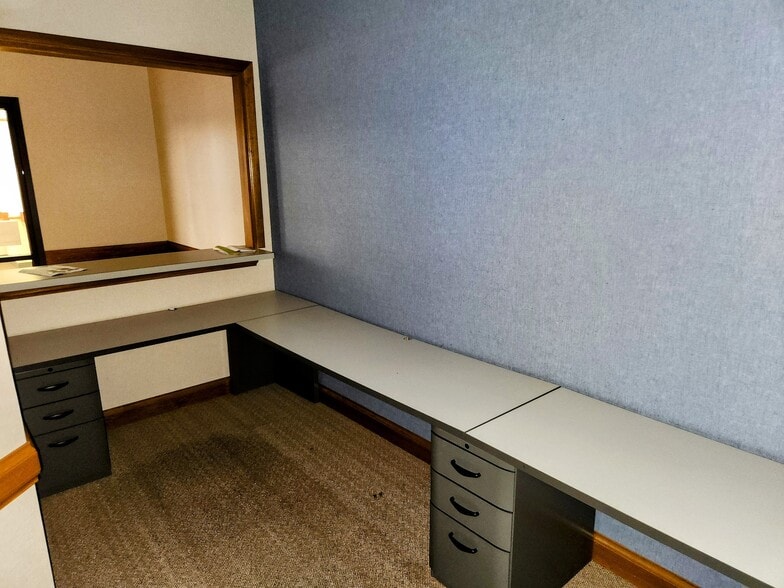 More Photos Of 5185 US Route 60, Huntington Medical For Sale