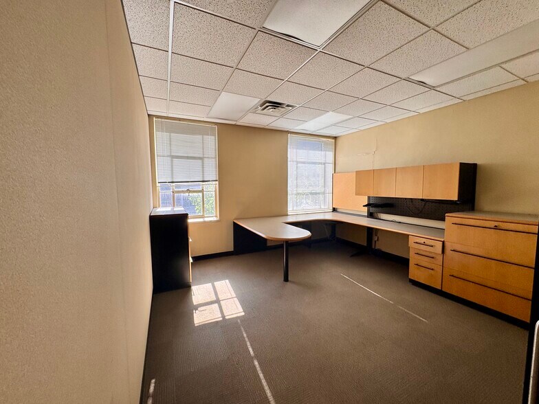 More Photos Of 358 S Rio Grande St, Salt Lake City Office For Sale