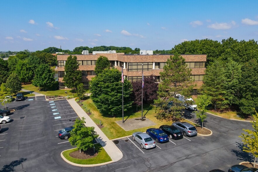 More Photos Of 1525 Valley Center Pky, Bethlehem Unknown For Lease