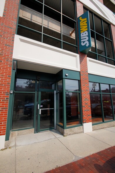 More Photos Of 25-27 Pearl St, Portland Office For Lease