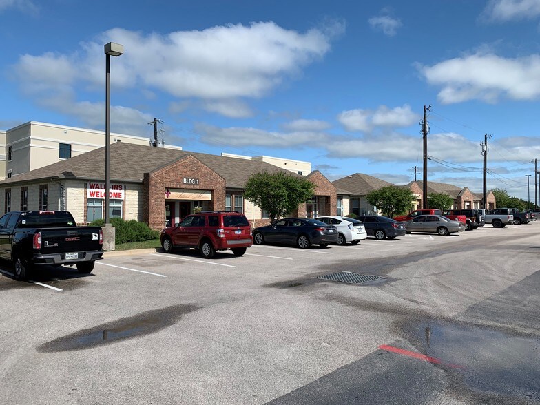More Photos Of 5411 Williams Dr, Georgetown Office For Lease