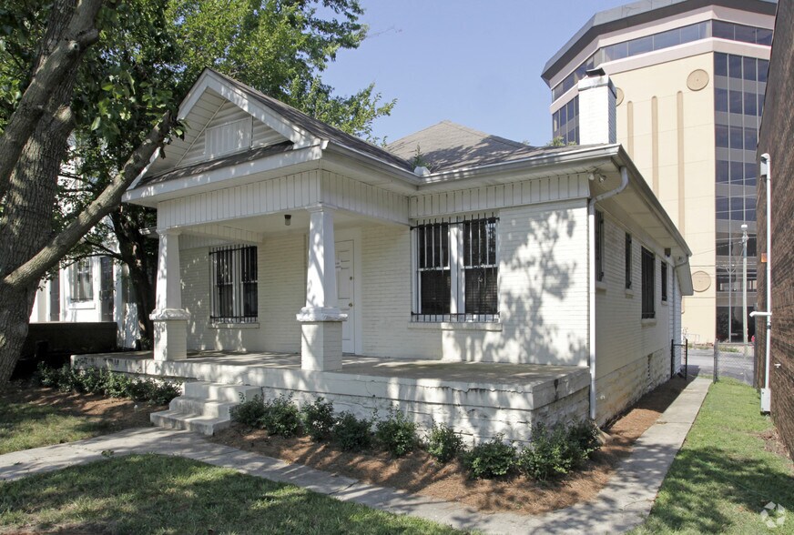 Primary Photo Of 49 Music Sq E, Nashville Office For Lease