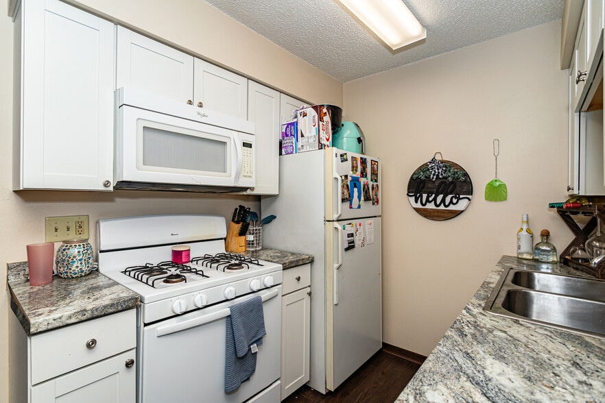 More Photos Of 3500 Grand Ave, Ames Apartments For Sale