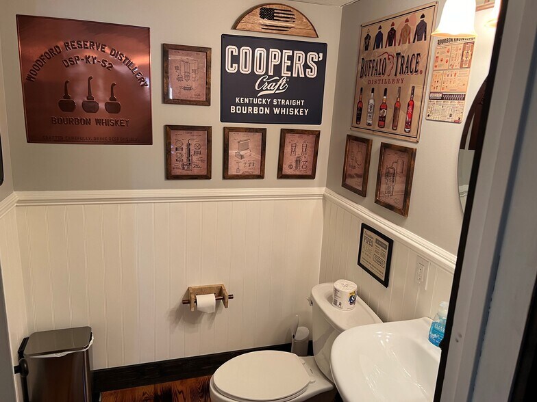 More Photos Of 2118 Bruce Ave, Louisville Restaurant For Sale