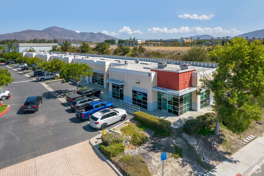 More Photos Of 871 Harold Pl, Chula Vista Warehouse For Lease