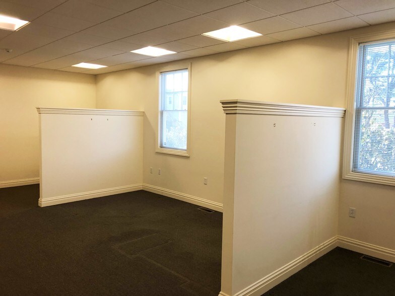 More Photos Of 223 Main St, Chester Medical For Lease