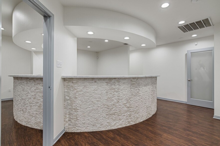 More Photos Of 3112 Lubbock Ave, Fort Worth Medical For Sale