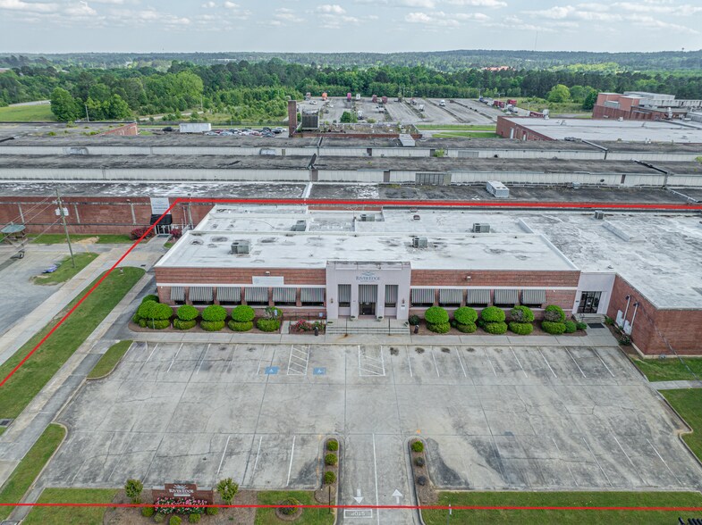 More Photos Of 60 Highway 22, Milledgeville Showroom For Sale