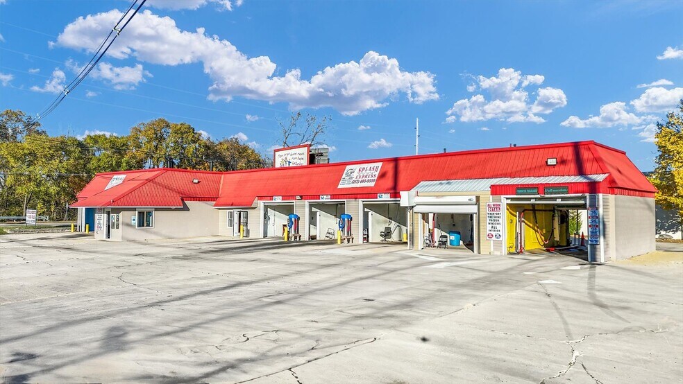 More Photos Of 501 E University Ave, Urbana Carwash For Sale