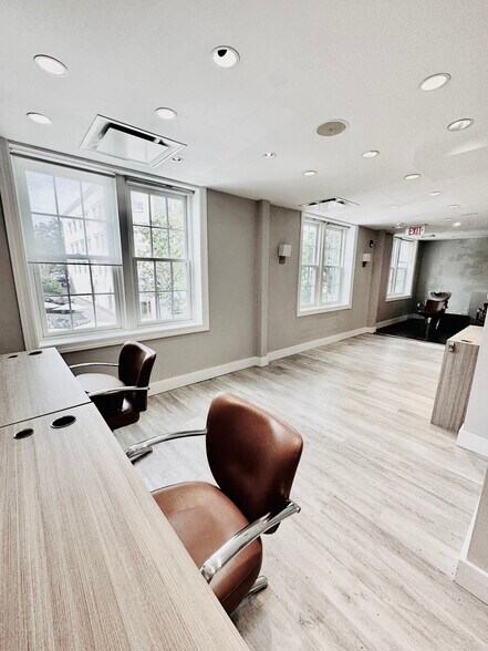 More Photos Of 151 Greenwich Ave, Greenwich Office For Lease