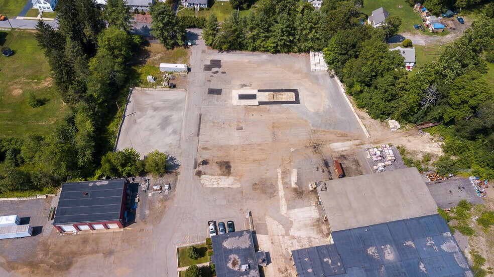 More Photos Of 1 Reisner Way, Clinton Manufacturing For Lease