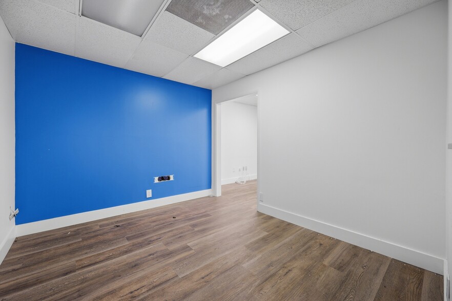 More Photos Of 2406-2410 Harper St, Jacksonville Warehouse For Lease