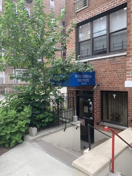 More Photos Of 11146 76th Dr, Forest Hills Apartments For Lease