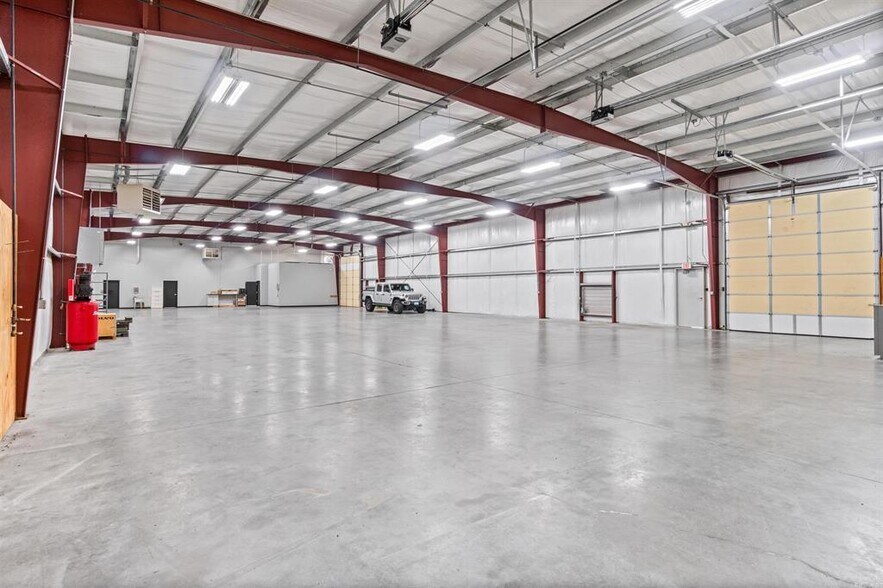 More Photos Of 3592 Arkansas 367, Searcy, AR, USA, Searcy Warehouse For Sale