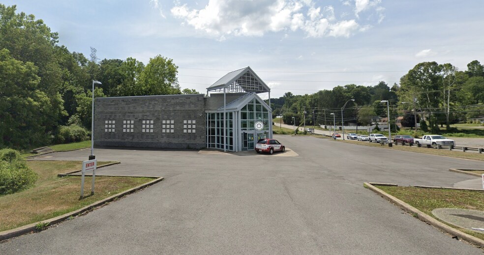 More Photos Of 29 Good Hope Pike, Clarksburg Freestanding For Lease