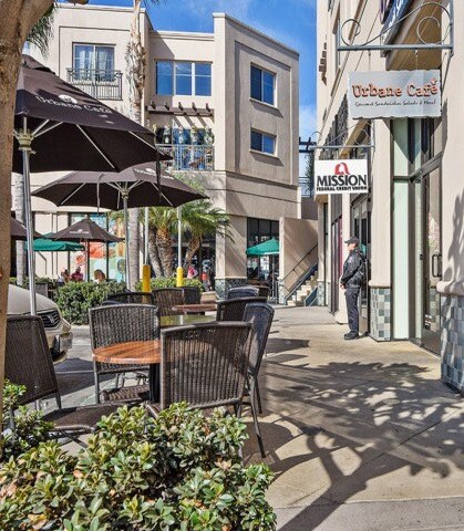 More Photos Of 5395 Napa St, San Diego Apartments For Lease