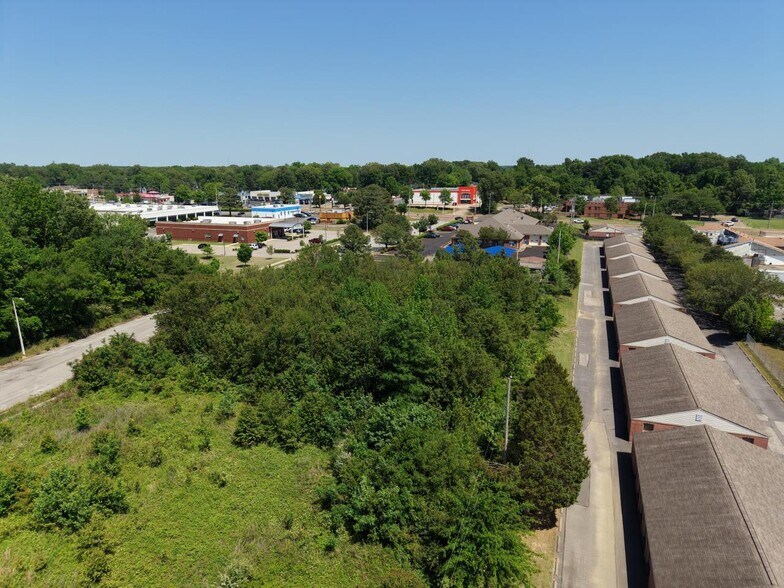More Photos Of 0 English Towne Rd, Memphis Land For Sale