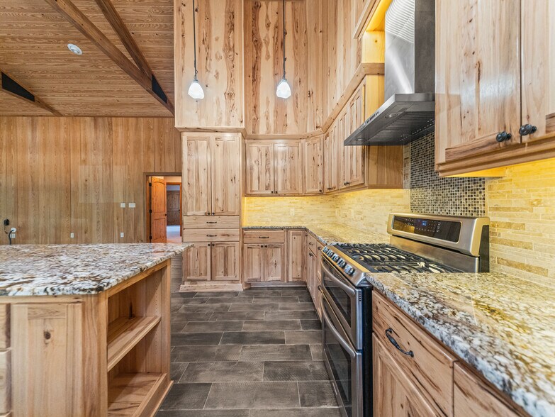 More Photos Of 110 Lizard ln, Story Specialty For Sale