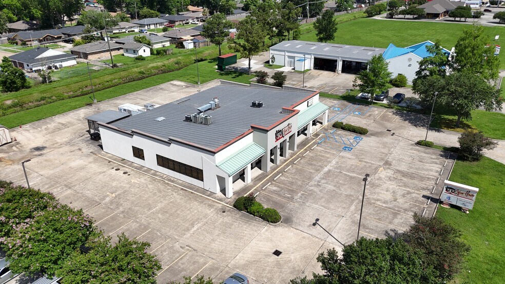 More Photos Of 405-409 Belle Terre Blvd, La Place Freestanding For Sale