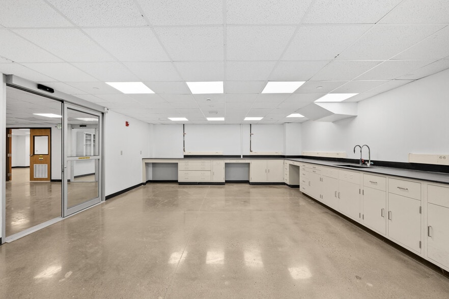 More Photos Of 2931 Soldier Springs Rd, Laramie Warehouse For Sale