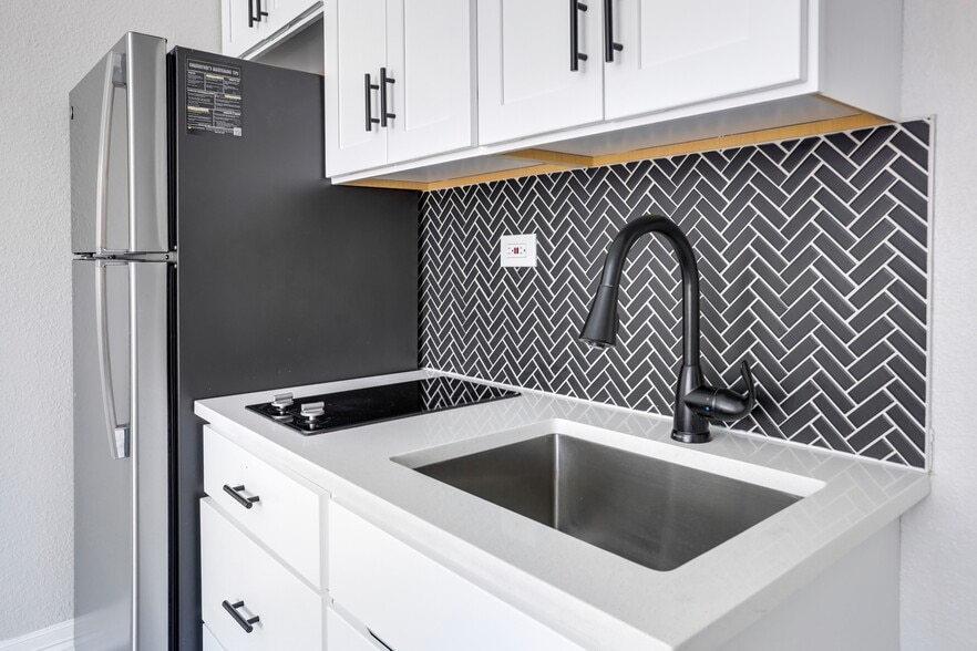 More Photos Of 1560 Sherman St, Denver Apartments For Sale