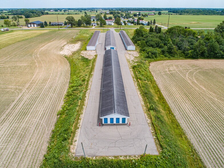 More Photos Of 1067 N Mission Rd, Mount Pleasant Self Storage For Sale