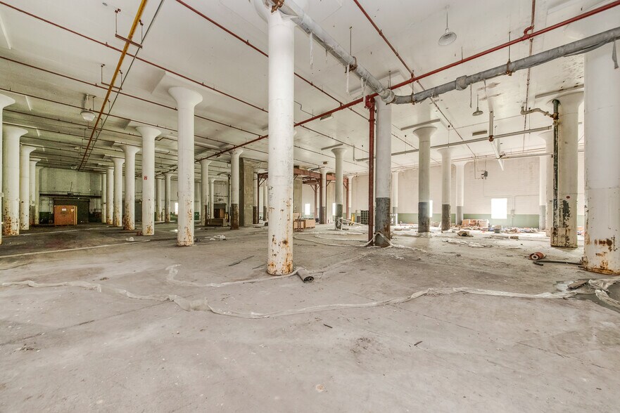 More Photos Of 224 Main St, Marseilles Industrial For Sale
