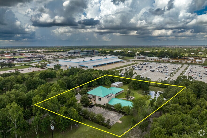 More Photos Of 11821 Telge Rd, Cypress Office For Lease