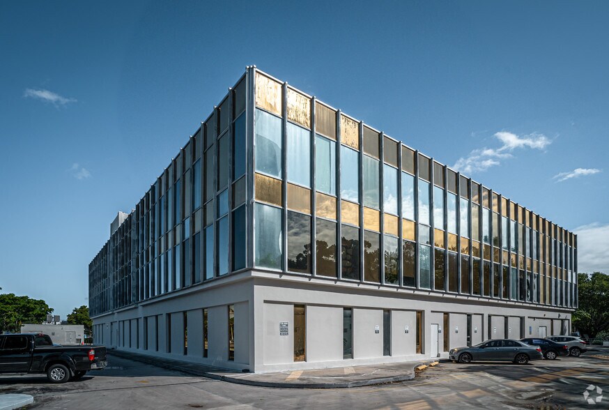More Photos Of 4500 Biscayne Blvd, Miami Office For Lease