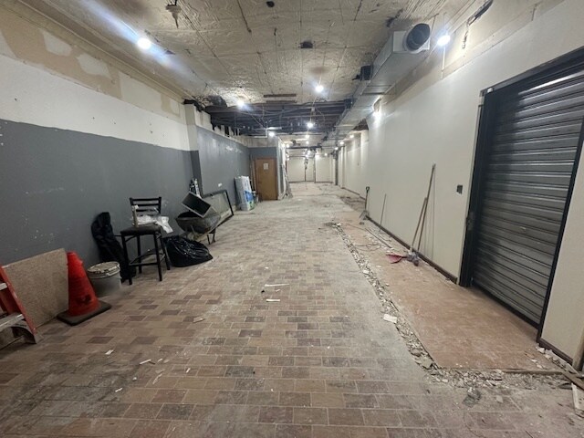 More Photos Of 92-05 Roosevelt Ave, Jackson Heights Storefront Retail Office For Lease