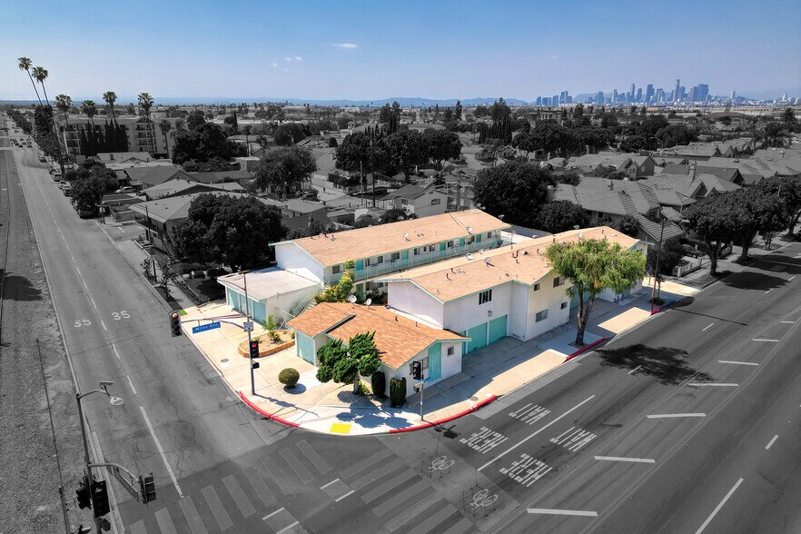 More Photos Of 2821 Randolph St, Huntington Park Apartments For Sale