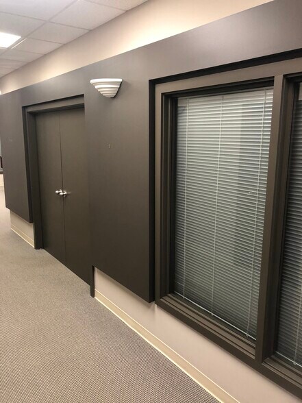 More Photos Of 65 Chippewa Rd, Sherwood Park Office For Sale