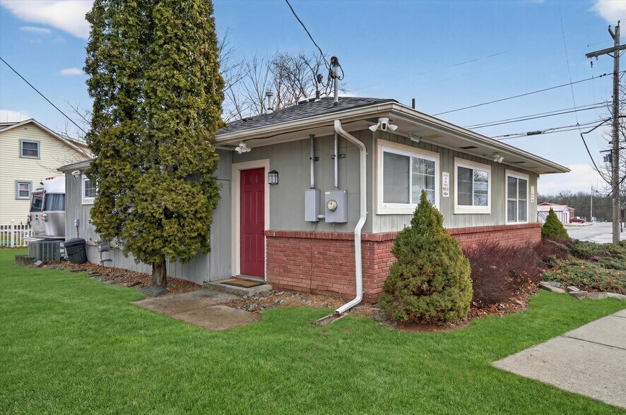 More Photos Of 201 Homestead Ave, Maybrook Medical For Sale
