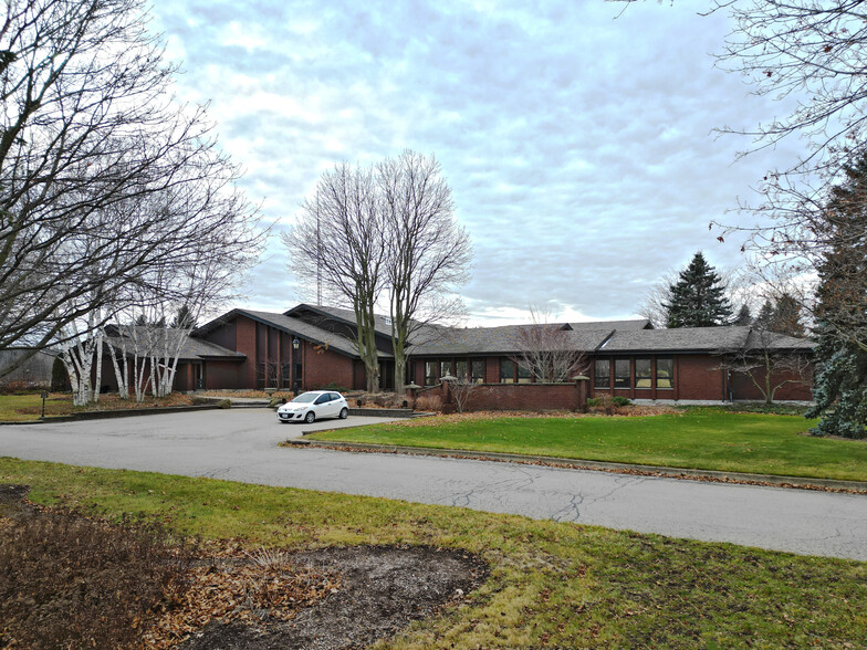 Primary Photo Of 6783 Wellington Road 34, Cambridge Office For Lease