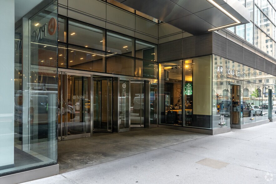 More Photos Of 340 Madison Ave, New York Office For Lease