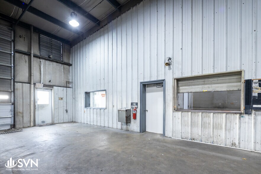More Photos Of 50 Mary Beth Ln, Somerset Warehouse For Sale