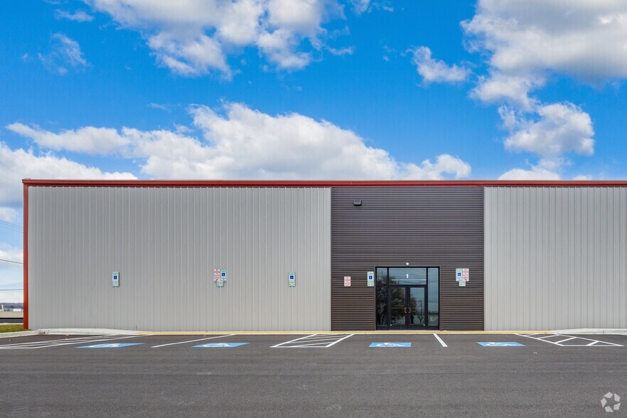 More Photos Of 331 Aviation Way, Frederick Light Manufacturing For Lease