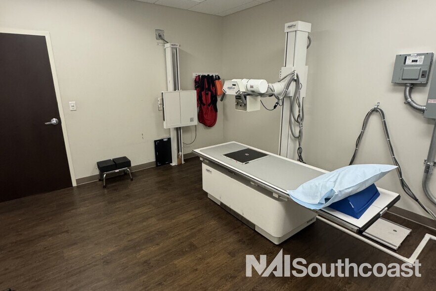 More Photos Of 1221 S State Road 7, Wellington Medical For Lease