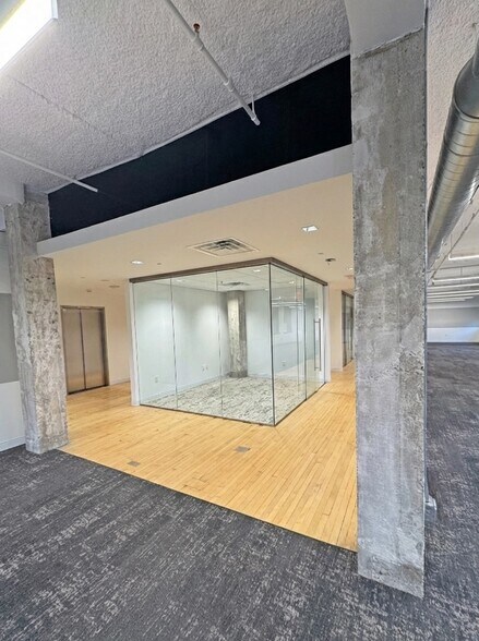 More Photos Of 89 Ionia Ave NW, Grand Rapids Office For Lease