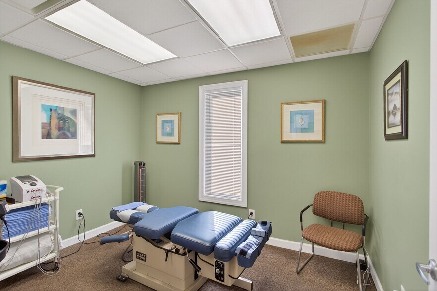 More Photos Of 2216 Executive Dr, Hampton Office For Sale