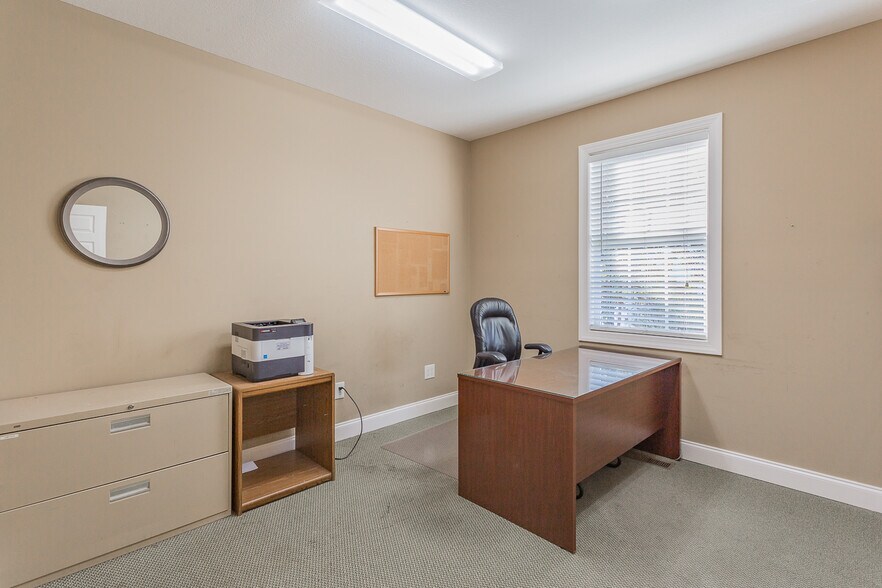 More Photos Of 3222 Ocoee St, Cleveland Medical For Sale