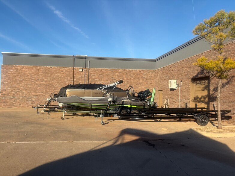 More Photos Of 14040 Joel McDonald Dr, Oklahoma City Freestanding For Lease